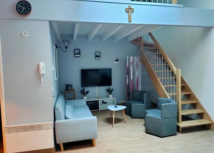 Luxury Loft * Lourdes